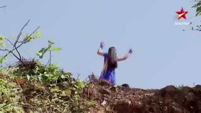 emily ratajkowski boobpedia