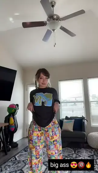 amelia ass & ameliasoforeign ass clapDiscover