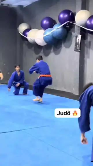 Judo Chop Austin Powers