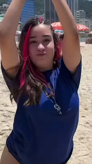 emilly vick pelada